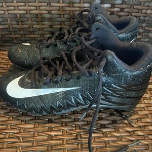 Nike (Boys) Cleats